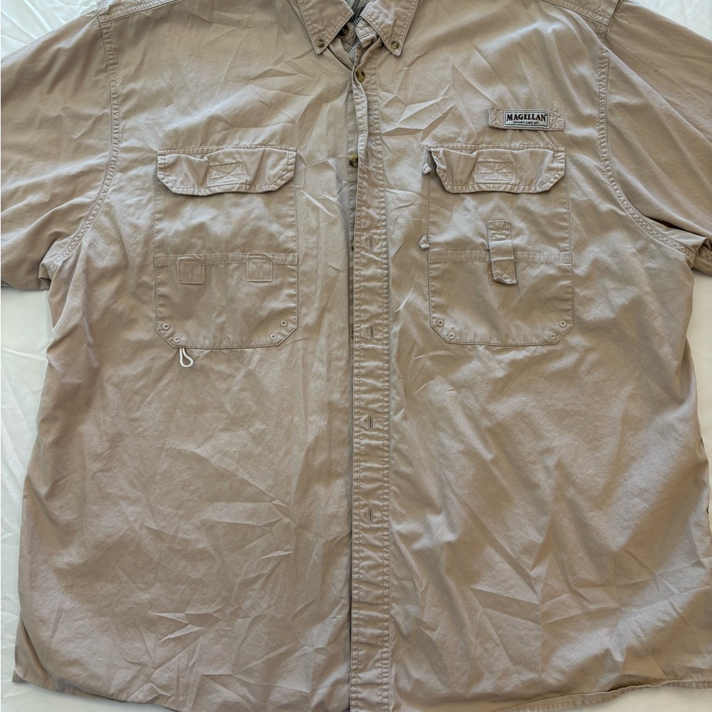 Vintage Magellan Outdoors Men's Beige Shirt